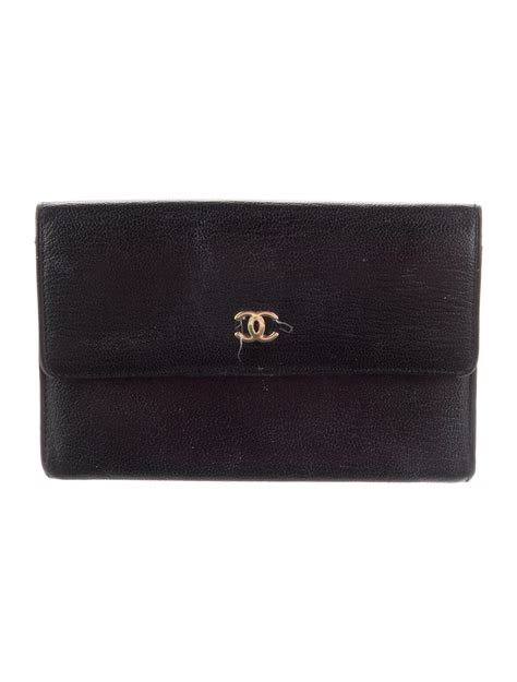 chanel wallet therealreal